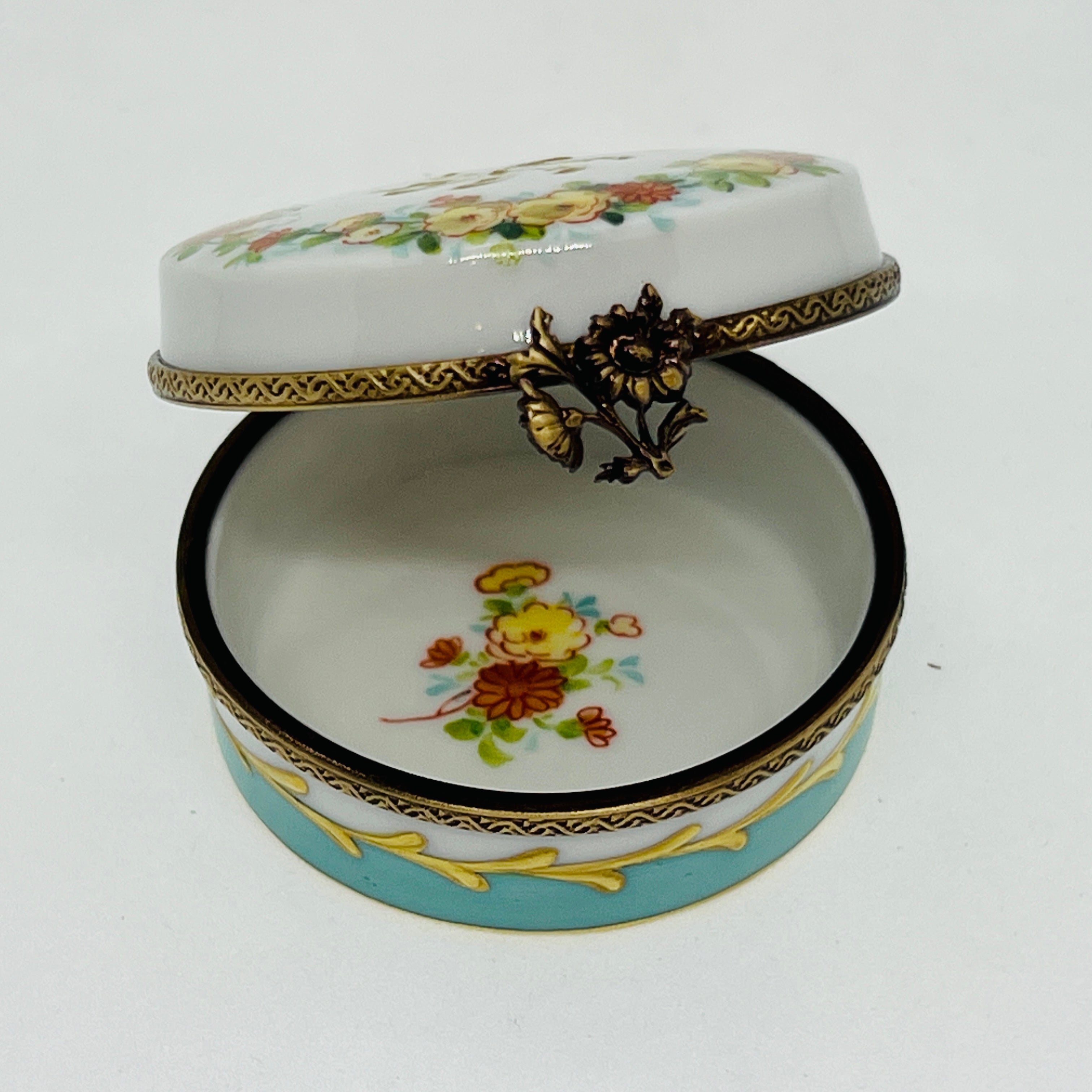 未使用品 希少リモージュボックスHAVILAND 繊細ローズ柄 未使用品 希少リモージュボックスHAVILAND 繊細ローズ柄 - メルカリ